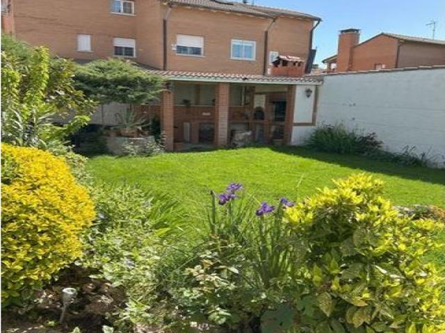 Casa en venta en Alovera, Guadalajara