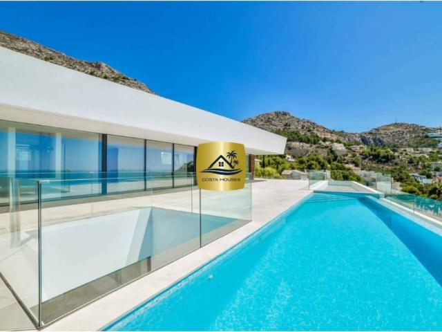 Casa en venta en la Marina Baixa, Valencia