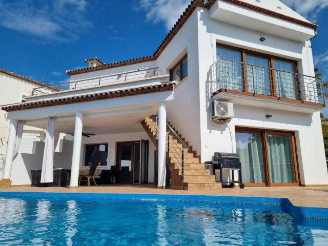 Casa en venta en la Marina Baixa, Valencia