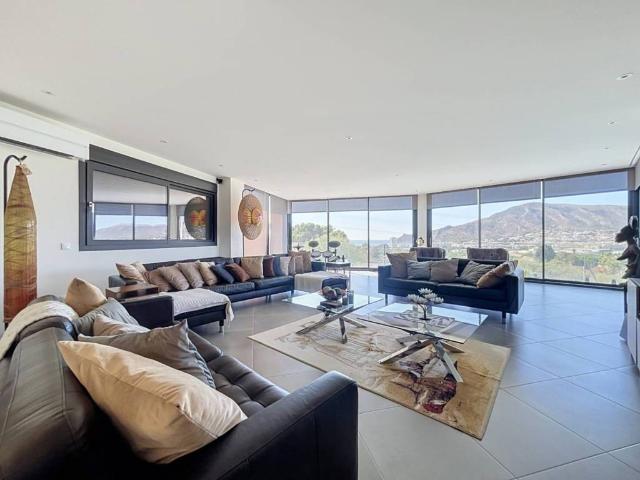 Casa en venta en la Marina Baixa, Valencia