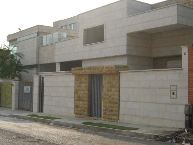 Casa en venta en Altos De Guataparo, Valencia