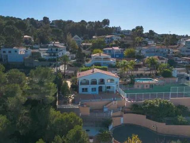 Casa en venta en Alzira, València / Valencia
