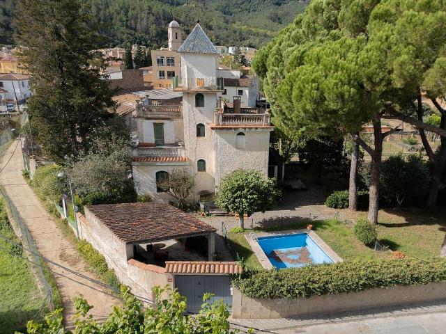 Villa en venta en Amer, Urbanització Solivent