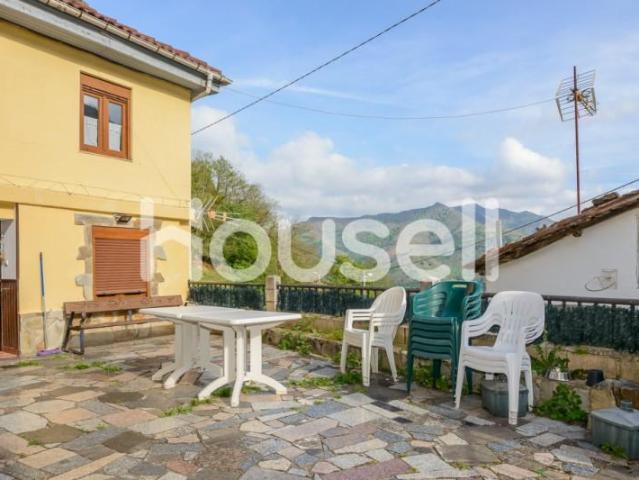 Casa en venta en Lena, Asturias