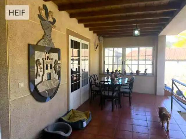 Casa en venta en Ames, Santiago