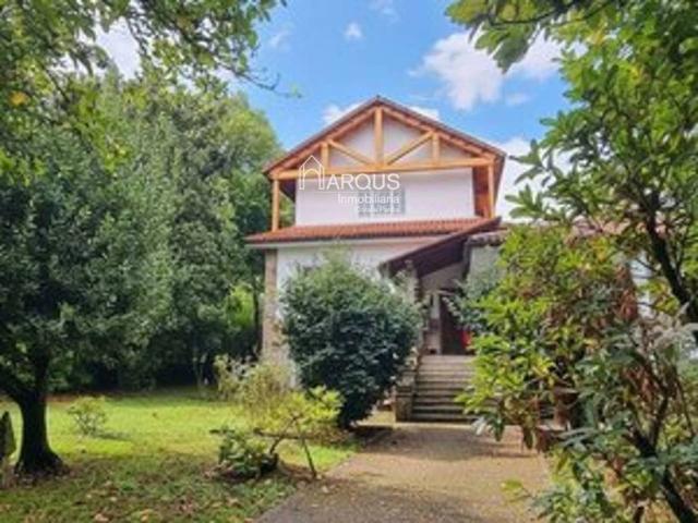 Casa en venta en Ames, Santiago