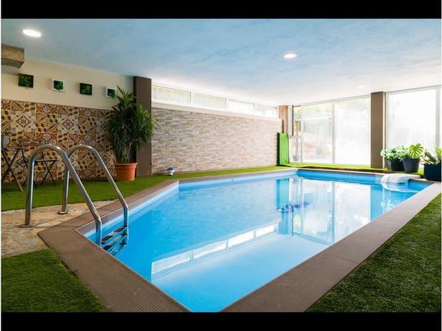 Casa en venta en Ames, Santiago