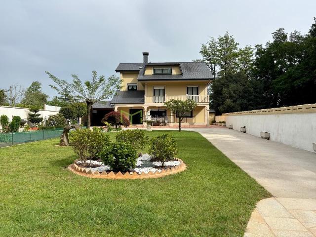 Casa en venta en Ames