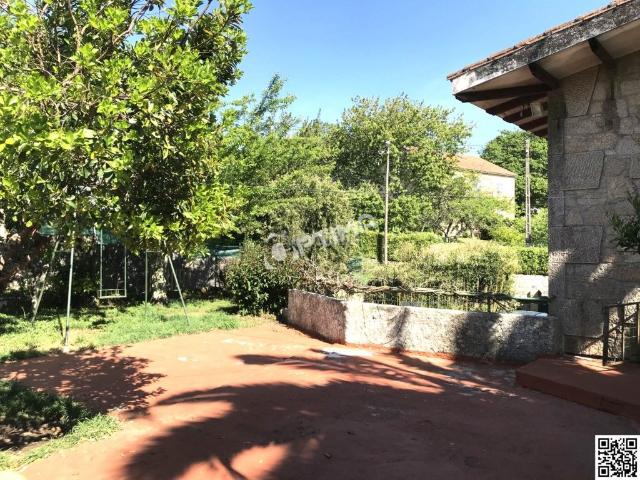 Casa en venta en Ames, Santiago