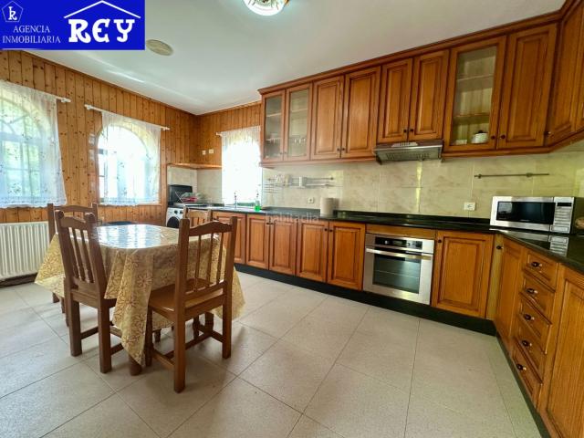 Casa en venta en Ames, Santiago