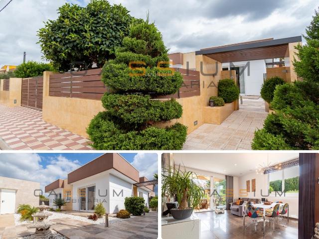 Casa en venta en les Tres Cales, L'ametlla De Mar