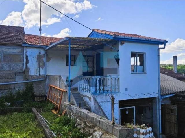 Casa en venta en Ourense, Galicia