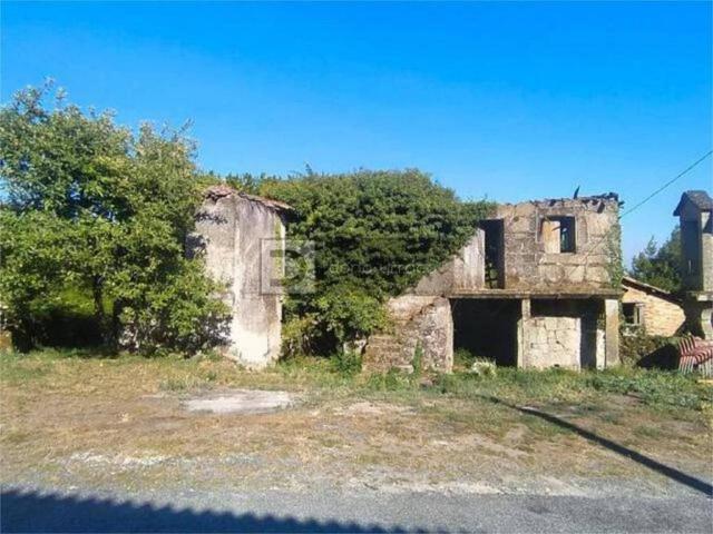 Casa en venta en Ourense, Galicia