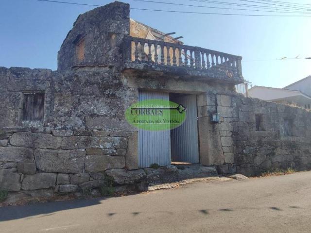 Casa en venta en Amoeiro, Ourense