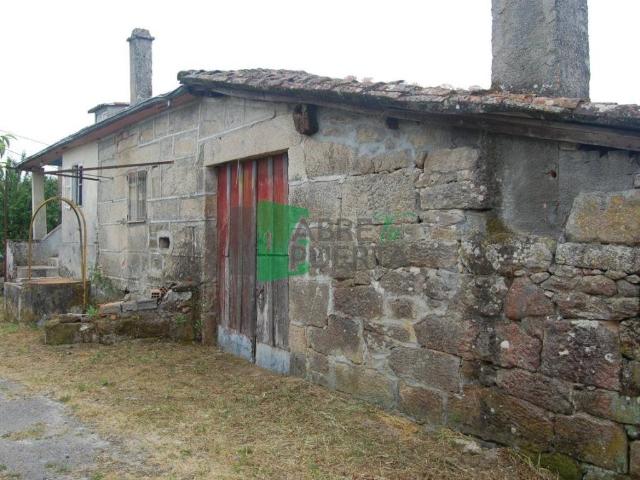 Casa en venta en Ourense, Galicia
