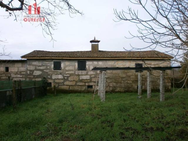 Casa en venta en Amoeiro, Ourense