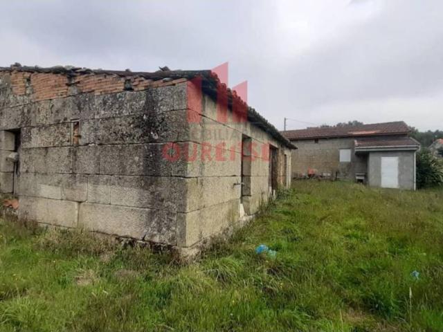 Casa en venta en Ourense, Galicia
