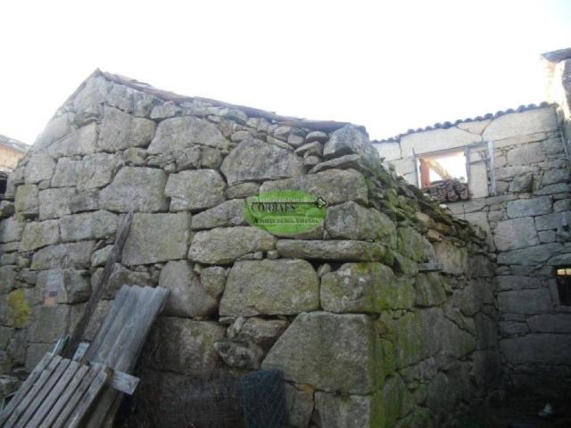 Casa en venta en Ourense, Galicia