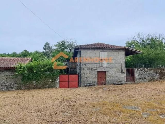 Casa en venta en Amoeiro, Ourense