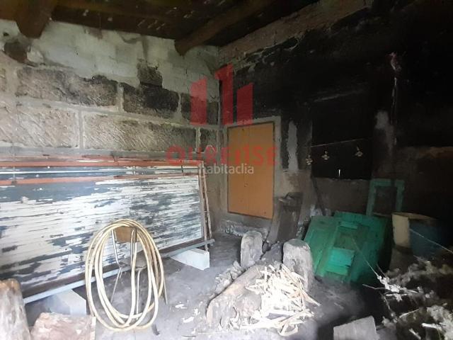 Casa en venta en Amoeiro, Ourense