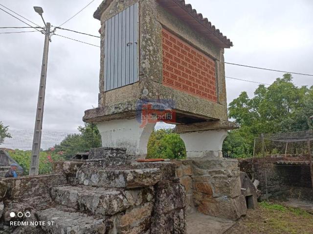 Casa en venta en Amoeiro, Ourense
