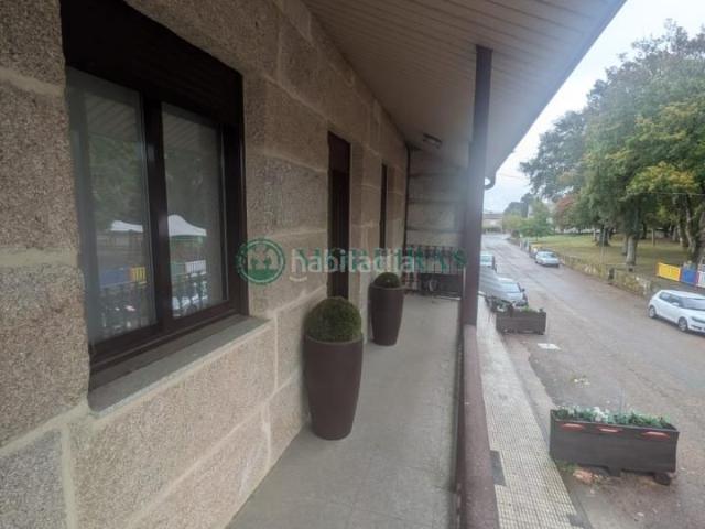 Casa en venta en Amoeiro, Ourense