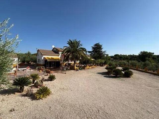 Casa en venta en Andújar, Andalucía