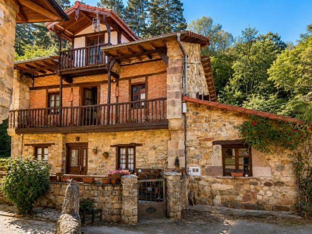 Casa en venta en Anievas, Cantabria