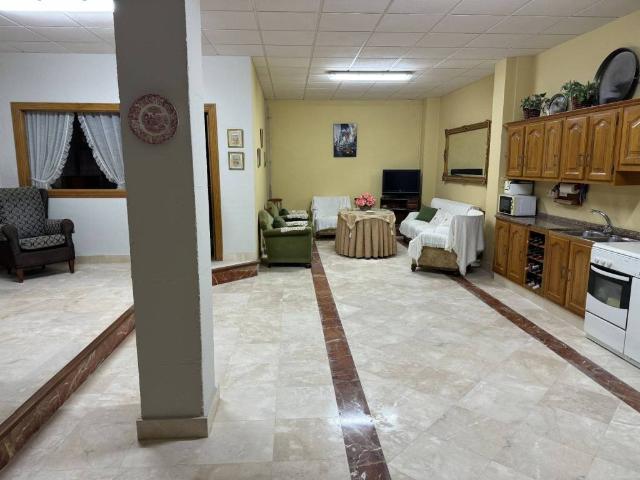 Casa en venta en Antequera, Andalucía