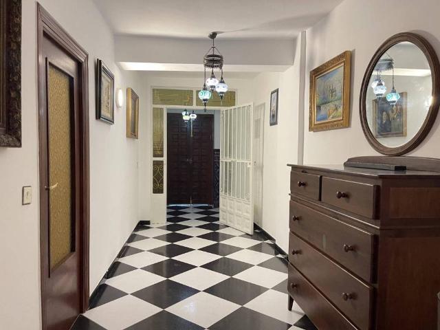 Casa en venta en Antequera, Andalucía