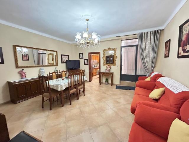 Casa en venta en Antequera, Andalucía