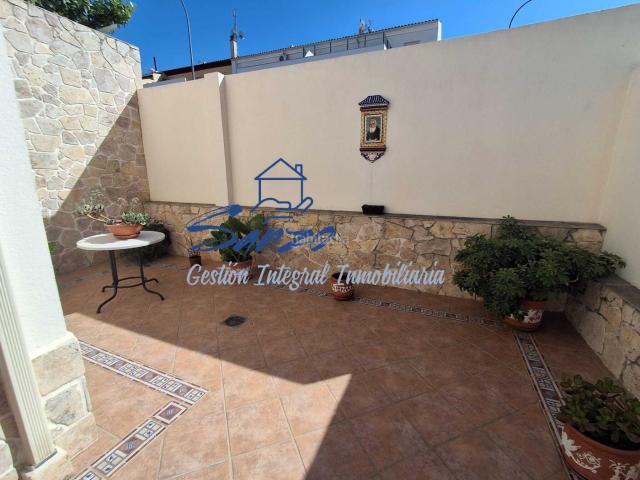 Casa en venta en Antequera, Andalucía