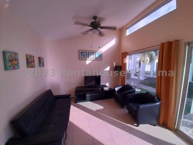 Casa en Venta en rio hato rio hato Coclé 125 m2. 2 hab