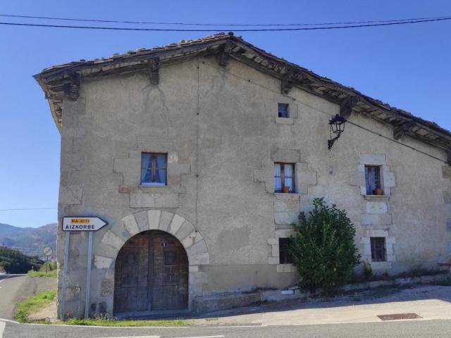 Casa en venta en Sakana, Navarra