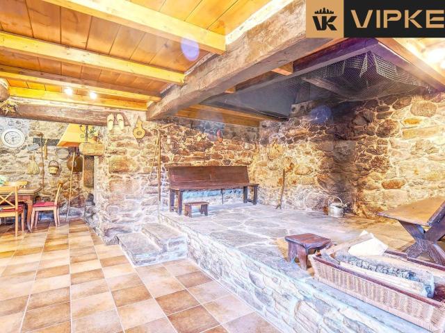 Casa en venta en Aranga, Betanzos