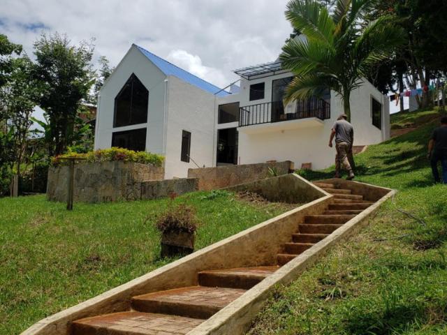 Casa En Venta En Arbelaez En Arbelaez V270995