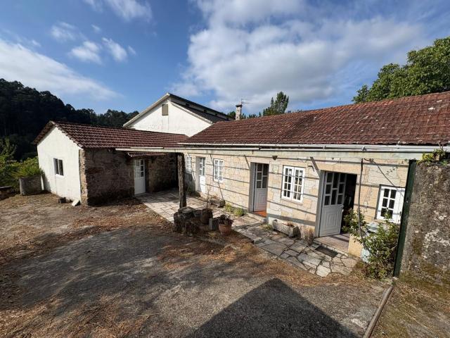Casa en venta en Arbo, A Paradanta