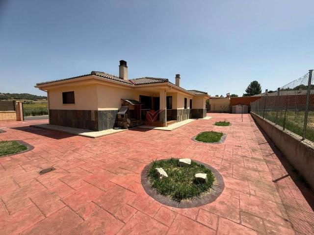 Casa en venta en Arcas Del Villar, Cuenca