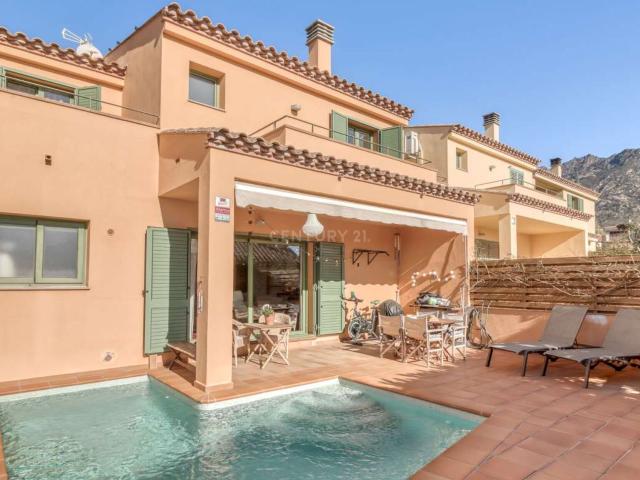 Casa en venta en Alt Empordà, Catalunya