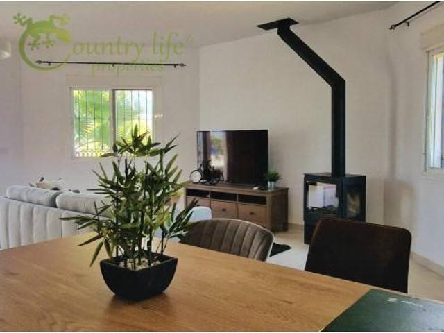 Casa en venta en La Axarquía, Andalucía