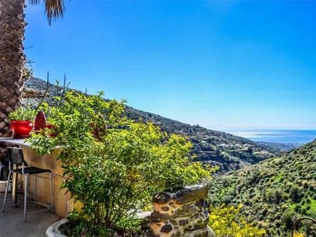 Casa en venta en La Axarquía, Andalucía