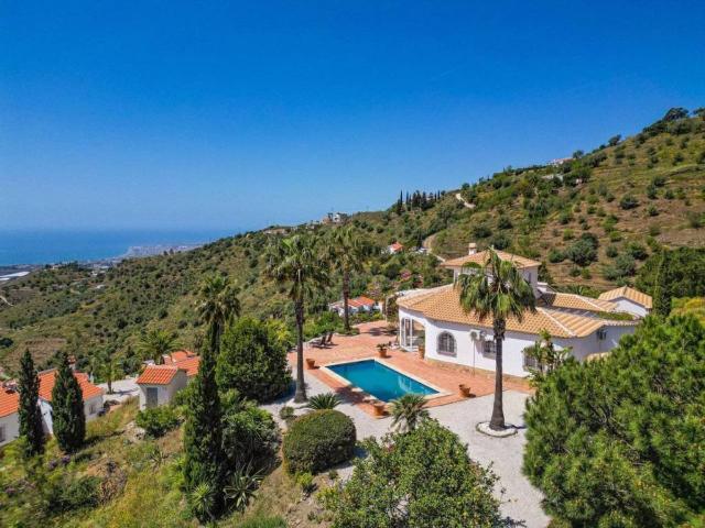 Casa en venta en La Axarquía, Andalucía