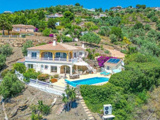 Casa en venta en La Axarquía, Andalucía