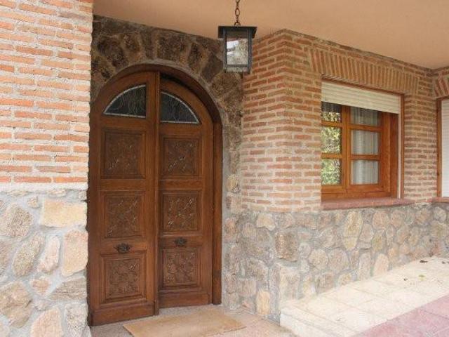 Casa en venta en Arenas De San Pedro