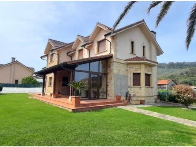 Casa en venta en Argoños, Cantabria