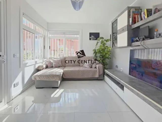 Casa en venta en Arico, Canarias
