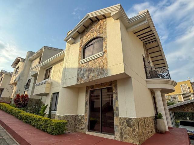 Casa en venta en Armenia, Quindío