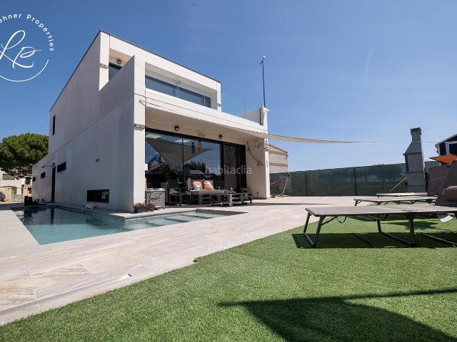 Casa en venta en L'armentera, Girona