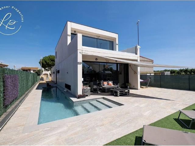 Chalet en venta en L'armentera, Girona