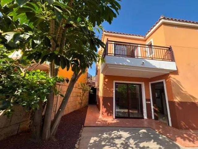 Casa en venta en Cho, Arona